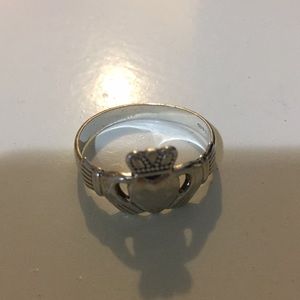 COPY - Size 8 Sterling Silver Claddagh Ring from …